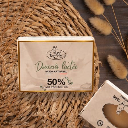 Mosell'âne - Fabrication de Cosmétiques au lait d'ânesses BIO Savon 50% lait d'ânesse BIO Douceur Lactée - Mosell'âne 130gr